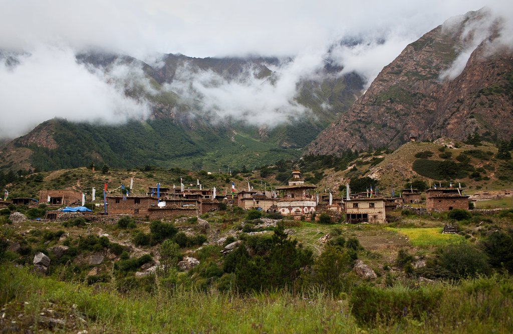 Day 6: Trek to the Tibetan Village of Ringmo