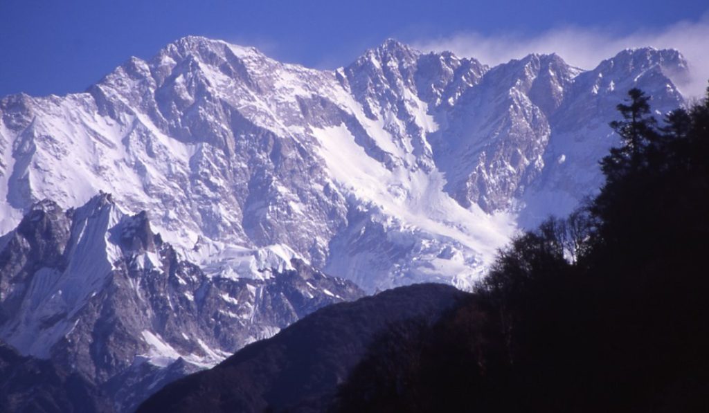 Yalung Ri Peak Climb